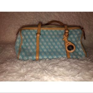 Dooney & Bourke Hand bag
